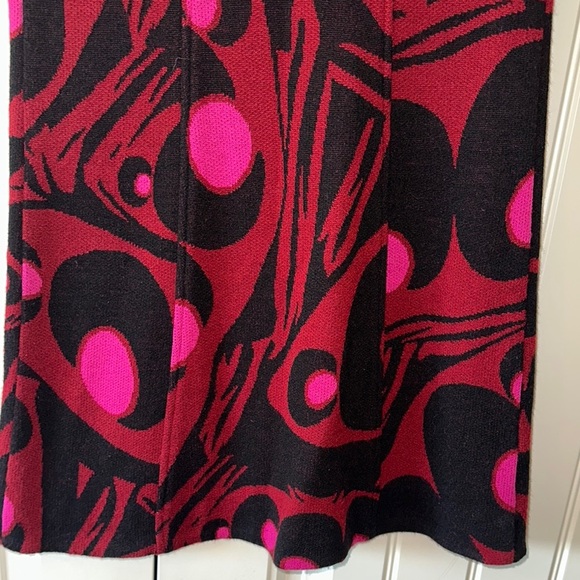 Diane Von Furstenberg Black and Pink Casual Dress - Picture 8 of 12